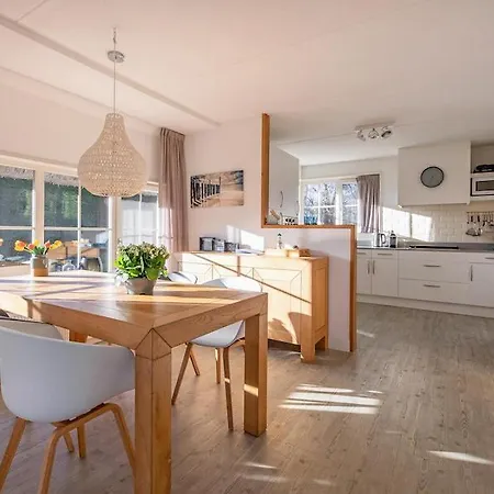 Dutchen Waddenduyn Villa