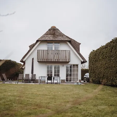 Dutchen Waddenduyn Villa