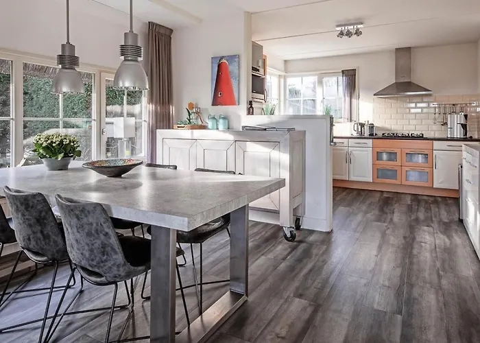 Dutchen Waddenduyn Villa *